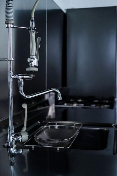 Wonderful Central Apartment! Мантуя Экстерьер фото
